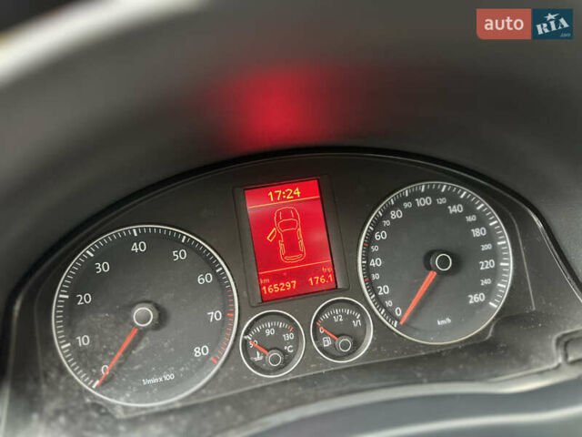 Серый Фольксваген Гольф Плюс, объемом двигателя 1.6 л и пробегом 165 тыс. км за 6850 $, фото 20 на Automoto.ua