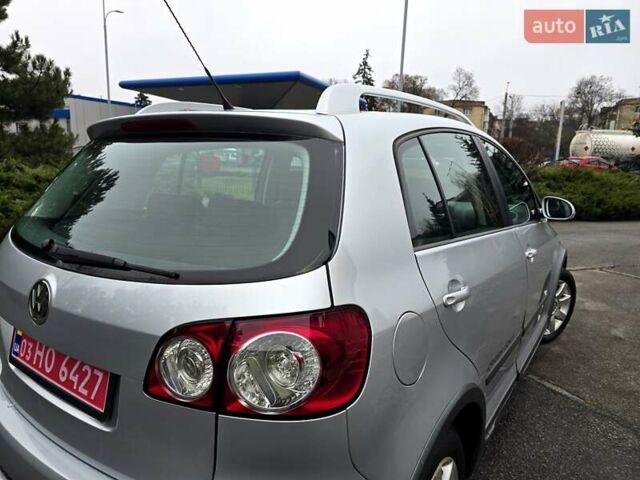 Серый Фольксваген Гольф Плюс, объемом двигателя 1.4 л и пробегом 121 тыс. км за 7400 $, фото 24 на Automoto.ua