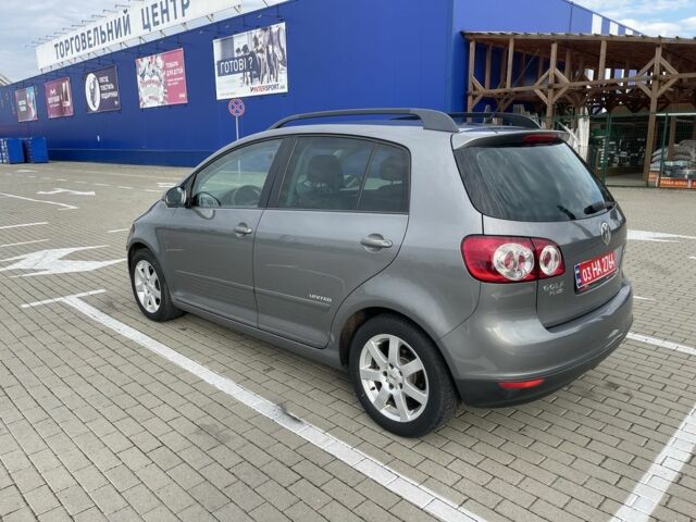 Серый Фольксваген Гольф Плюс, объемом двигателя 1.4 л и пробегом 171 тыс. км за 6300 $, фото 6 на Automoto.ua