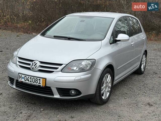 Серый Фольксваген Гольф Плюс, объемом двигателя 1.6 л и пробегом 189 тыс. км за 8400 $, фото 10 на Automoto.ua