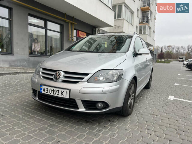 Серый Фольксваген Гольф Плюс, объемом двигателя 1.4 л и пробегом 226 тыс. км за 5400 $, фото 14 на Automoto.ua