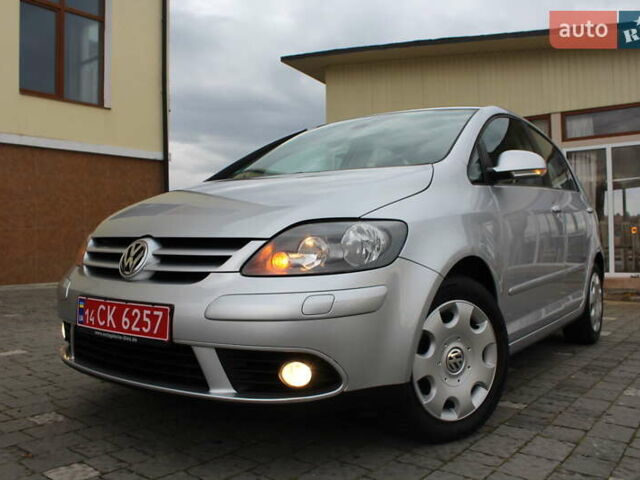 Фольксваген Гольф Плюс 2008 в Трускавце на Automoto.ua Серый Фольксваген Гольф Плюс, объемом двигателя 1.6 л и пробегом 195 тыс. км за 6790 $, фото 2 на Automoto.ua