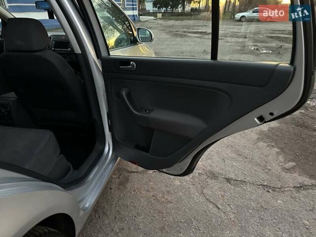 Серый Фольксваген Гольф Плюс, объемом двигателя 1.6 л и пробегом 144 тыс. км за 8200 $, фото 30 на Automoto.ua