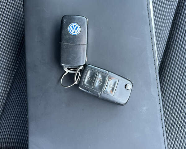 Серый Фольксваген Гольф Плюс, объемом двигателя 1.6 л и пробегом 99 тыс. км за 7250 $, фото 79 на Automoto.ua