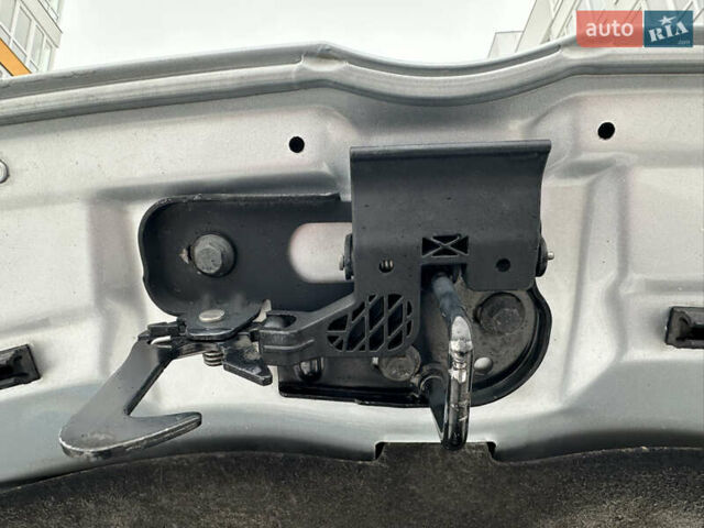 Серый Фольксваген Гольф Плюс, объемом двигателя 1.4 л и пробегом 174 тыс. км за 7499 $, фото 49 на Automoto.ua