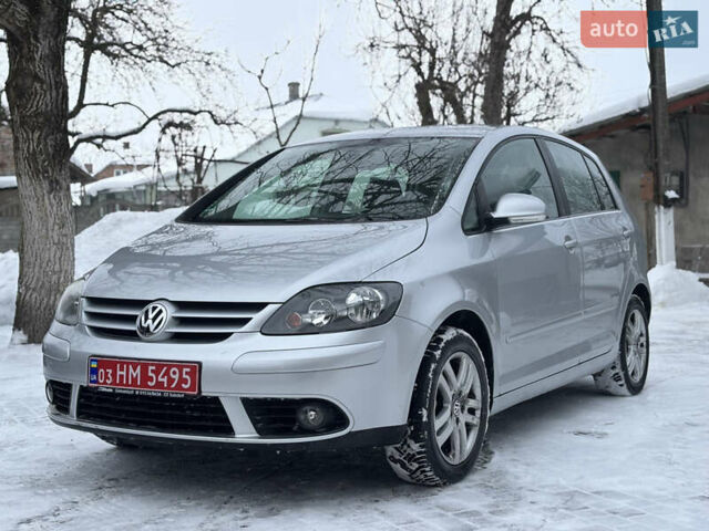 Сірий Фольксваген Golf Plus, об'ємом двигуна 1.4 л та пробігом 196 тис. км за 5399 $, фото 1 на Automoto.ua