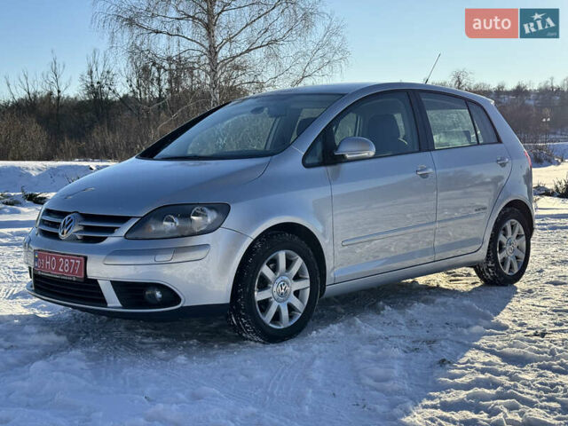 Серый Фольксваген Гольф Плюс, объемом двигателя 1.6 л и пробегом 127 тыс. км за 6950 $, фото 9 на Automoto.ua