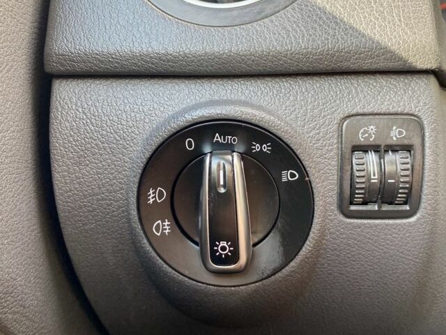 Серый Фольксваген Гольф Плюс, объемом двигателя 1.4 л и пробегом 199 тыс. км за 7400 $, фото 17 на Automoto.ua