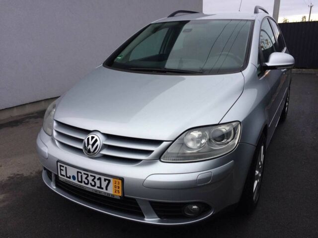 Серый Фольксваген Гольф Плюс, объемом двигателя 1.4 л и пробегом 195 тыс. км за 6800 $, фото 12 на Automoto.ua