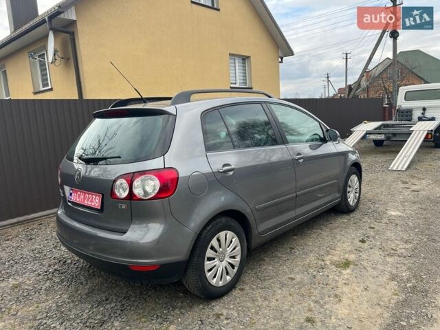 Серый Фольксваген Гольф Плюс, объемом двигателя 1.4 л и пробегом 232 тыс. км за 6300 $, фото 11 на Automoto.ua