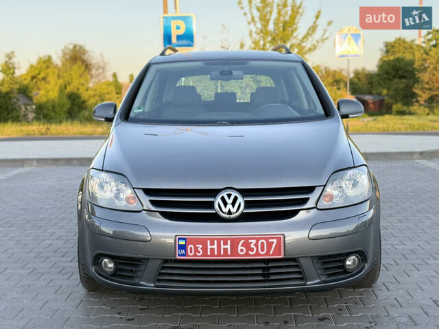 Сірий Фольксваген Golf Plus, об'ємом двигуна 1.6 л та пробігом 210 тис. км за 6200 $, фото 1 на Automoto.ua