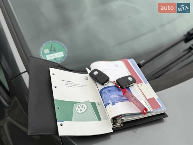 Серый Фольксваген Гольф Плюс, объемом двигателя 1.4 л и пробегом 155 тыс. км за 5700 $, фото 88 на Automoto.ua