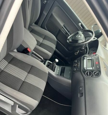 Серый Фольксваген Гольф Плюс, объемом двигателя 1.4 л и пробегом 232 тыс. км за 6300 $, фото 49 на Automoto.ua