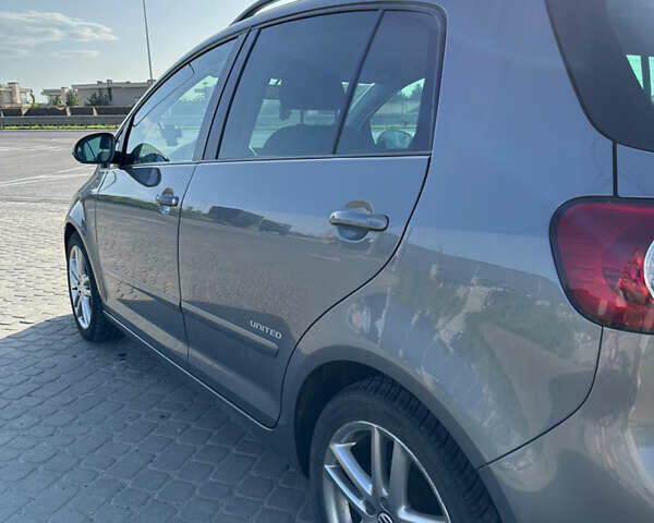 Серый Фольксваген Гольф Плюс, объемом двигателя 1.9 л и пробегом 230 тыс. км за 5999 $, фото 10 на Automoto.ua