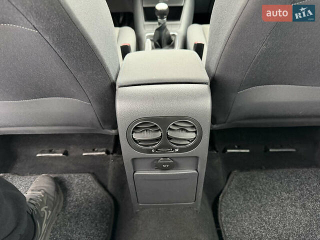 Сірий Фольксваген Golf Plus, об'ємом двигуна 1.6 л та пробігом 219 тис. км за 6499 $, фото 47 на Automoto.ua