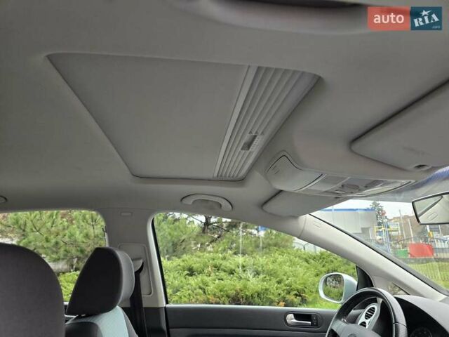 Серый Фольксваген Гольф Плюс, объемом двигателя 1.4 л и пробегом 121 тыс. км за 7400 $, фото 48 на Automoto.ua
