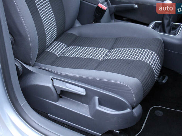 Серый Фольксваген Гольф Плюс, объемом двигателя 1.6 л и пробегом 189 тыс. км за 7800 $, фото 50 на Automoto.ua