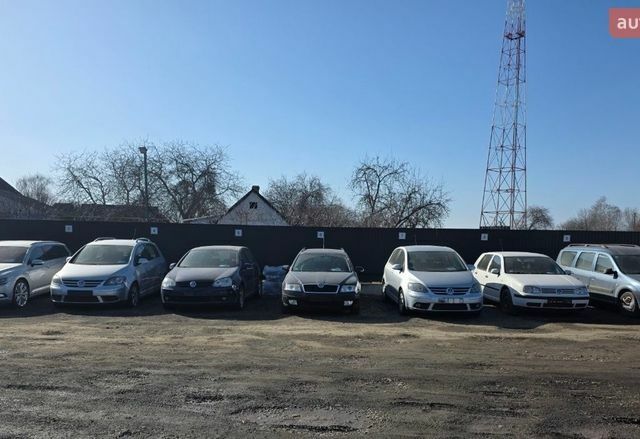 Серый Фольксваген Гольф Плюс, объемом двигателя 0 л и пробегом 180 тыс. км за 4650 $, фото 1 на Automoto.ua