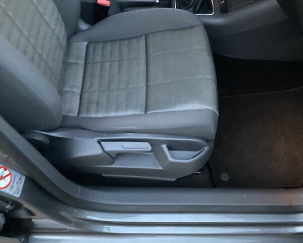 Фольксваген Гольф Плюс 2008 в Ахтырке на Automoto.ua Серый Фольксваген Гольф Плюс, объемом двигателя 1.6 л и пробегом 165 тыс. км за 6999 $, фото 12 на Automoto.ua