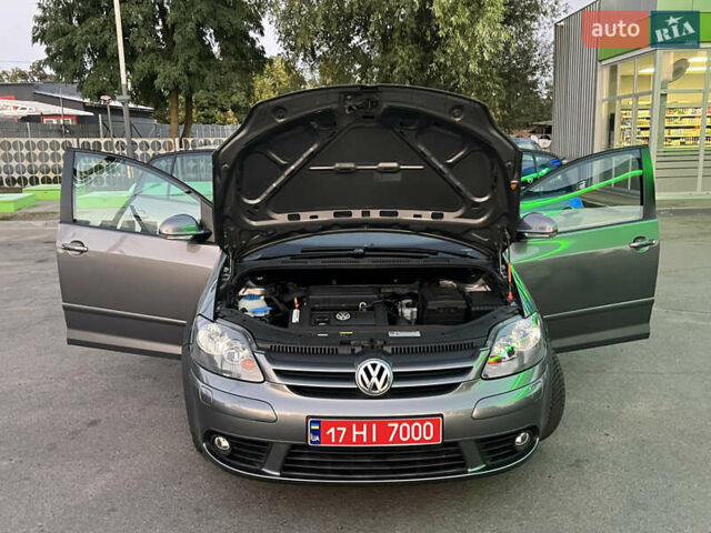 Серый Фольксваген Гольф Плюс, объемом двигателя 0 л и пробегом 221 тыс. км за 6300 $, фото 65 на Automoto.ua