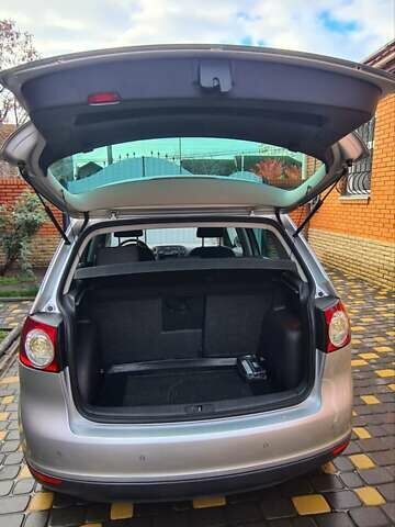 Сірий Фольксваген Golf Plus, об'ємом двигуна 1.4 л та пробігом 180 тис. км за 6499 $, фото 5 на Automoto.ua