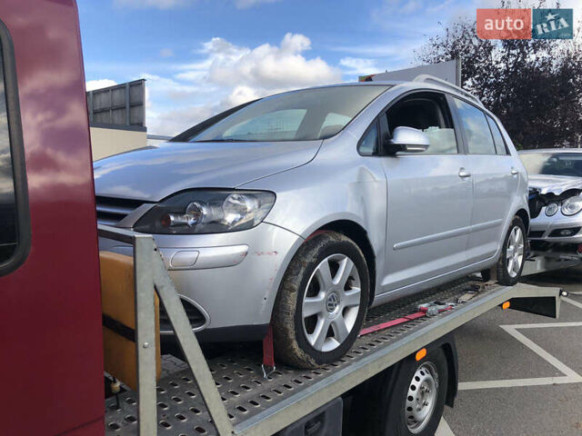 Серый Фольксваген Гольф Плюс, объемом двигателя 0 л и пробегом 190 тыс. км за 5999 $, фото 8 на Automoto.ua
