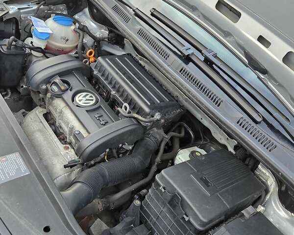 Серый Фольксваген Гольф Плюс, объемом двигателя 1.4 л и пробегом 211 тыс. км за 6400 $, фото 77 на Automoto.ua