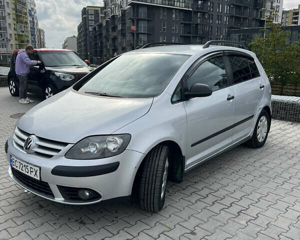 Сірий Фольксваген Golf Plus, об'ємом двигуна 1.6 л та пробігом 234 тис. км за 6800 $, фото 2 на Automoto.ua