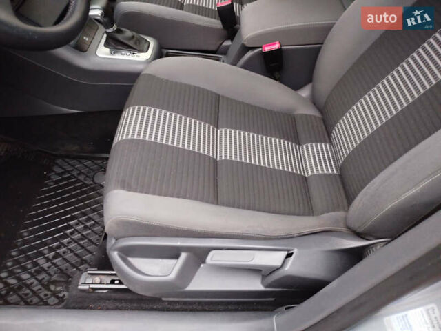 Серый Фольксваген Гольф Плюс, объемом двигателя 1.4 л и пробегом 225 тыс. км за 7550 $, фото 11 на Automoto.ua