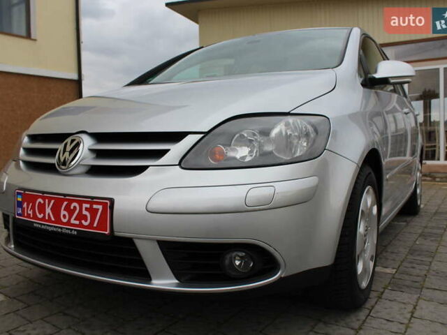 Фольксваген Гольф Плюс 2008 в Трускавце на Automoto.ua Серый Фольксваген Гольф Плюс, объемом двигателя 1.6 л и пробегом 195 тыс. км за 6790 $, фото 48 на Automoto.ua