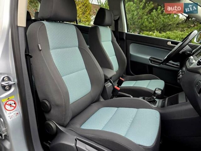 Серый Фольксваген Гольф Плюс, объемом двигателя 1.4 л и пробегом 121 тыс. км за 7400 $, фото 46 на Automoto.ua