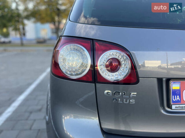 Фольксваген Гольф Плюс 2008 в Черкассах на Automoto.ua Серый Фольксваген Гольф Плюс, объемом двигателя 1.4 л и пробегом 238 тыс. км за 6599 $, фото 20 на Automoto.ua
