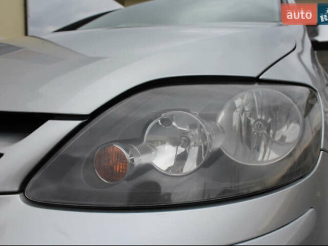 Серый Фольксваген Гольф Плюс, объемом двигателя 1.6 л и пробегом 210 тыс. км за 7500 $, фото 21 на Automoto.ua