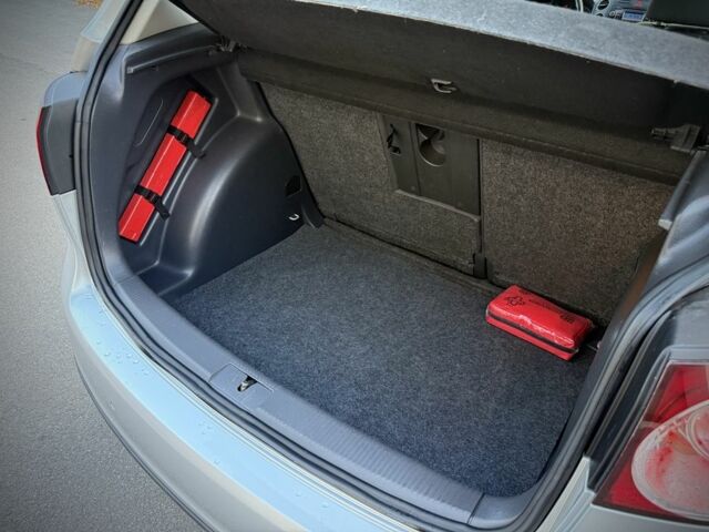 Сірий Фольксваген Golf Plus, об'ємом двигуна 1.6 л та пробігом 237 тис. км за 6999 $, фото 17 на Automoto.ua