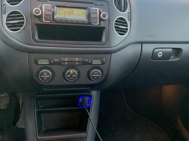 Серый Фольксваген Гольф Плюс, объемом двигателя 1.6 л и пробегом 160 тыс. км за 6200 $, фото 7 на Automoto.ua