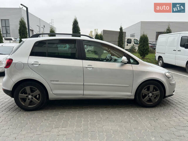 Серый Фольксваген Гольф Плюс, объемом двигателя 1.39 л и пробегом 287 тыс. км за 5000 $, фото 10 на Automoto.ua