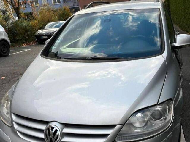 Сірий Фольксваген Golf Plus, об'ємом двигуна 0 л та пробігом 200 тис. км за 5350 $, фото 1 на Automoto.ua