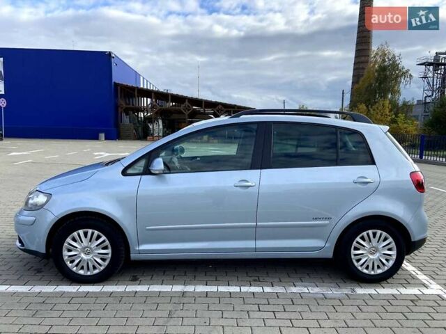 Серый Фольксваген Гольф Плюс, объемом двигателя 0 л и пробегом 190 тыс. км за 7900 $, фото 4 на Automoto.ua