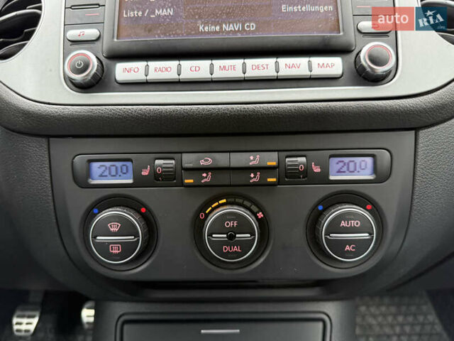 Серый Фольксваген Гольф Плюс, объемом двигателя 1.6 л и пробегом 225 тыс. км за 7399 $, фото 48 на Automoto.ua