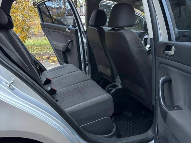 Сірий Фольксваген Golf Plus, об'ємом двигуна 1.9 л та пробігом 264 тис. км за 4650 $, фото 11 на Automoto.ua