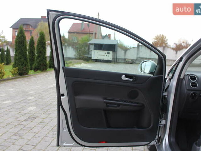 Фольксваген Гольф Плюс 2008 в Трускавце на Automoto.ua Серый Фольксваген Гольф Плюс, объемом двигателя 1.6 л и пробегом 195 тыс. км за 6790 $, фото 63 на Automoto.ua