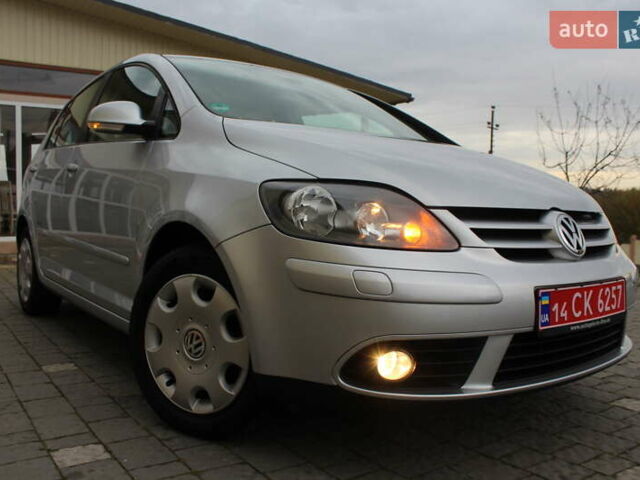 Фольксваген Гольф Плюс 2008 в Трускавце на Automoto.ua Серый Фольксваген Гольф Плюс, объемом двигателя 1.6 л и пробегом 195 тыс. км за 6790 $, фото 10 на Automoto.ua