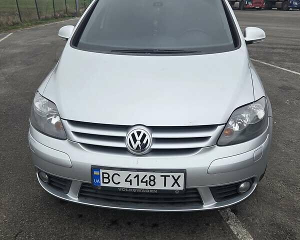 Серый Фольксваген Гольф Плюс, объемом двигателя 1.4 л и пробегом 211 тыс. км за 6400 $, фото 38 на Automoto.ua