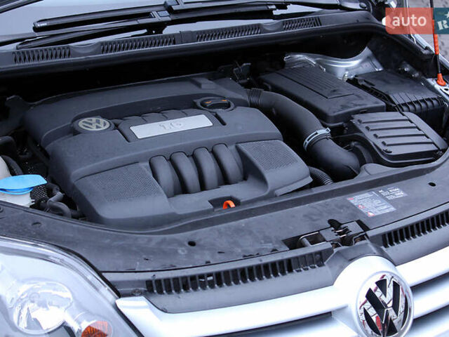 Серый Фольксваген Гольф Плюс, объемом двигателя 1.6 л и пробегом 189 тыс. км за 7800 $, фото 30 на Automoto.ua