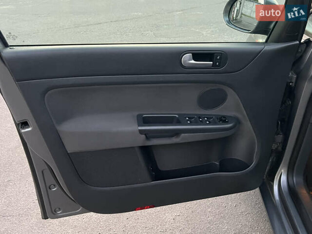 Серый Фольксваген Гольф Плюс, объемом двигателя 0 л и пробегом 221 тыс. км за 6300 $, фото 30 на Automoto.ua