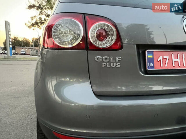 Серый Фольксваген Гольф Плюс, объемом двигателя 0 л и пробегом 221 тыс. км за 6300 $, фото 27 на Automoto.ua
