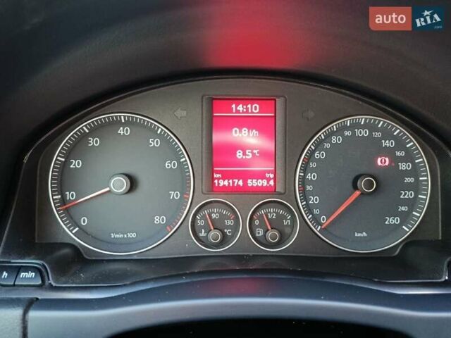 Фольксваген Гольф Плюс 2008 в Коростене на Automoto.ua Серый Фольксваген Гольф Плюс, объемом двигателя 1.6 л и пробегом 194 тыс. км за 6850 $, фото 3 на Automoto.ua