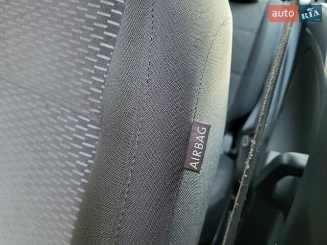 Сірий Фольксваген Golf Plus, об'ємом двигуна 1.4 л та пробігом 185 тис. км за 6800 $, фото 66 на Automoto.ua