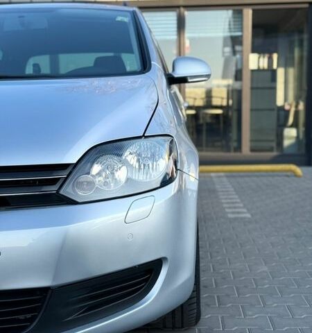 Серый Фольксваген Гольф Плюс, объемом двигателя 1.4 л и пробегом 189 тыс. км за 7999 $, фото 22 на Automoto.ua