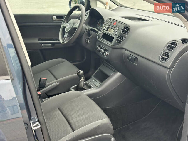 Фольксваген Гольф Плюс 2009 в Луцке на Automoto.ua Серый Фольксваген Гольф Плюс, объемом двигателя 1.4 л и пробегом 220 тыс. км за 6350 $, фото 26 на Automoto.ua